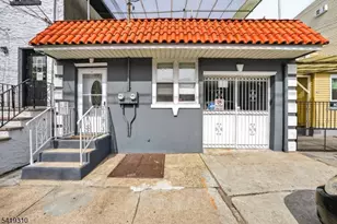 99 Bruen St, Newark, NJ 07105 - Photo 3