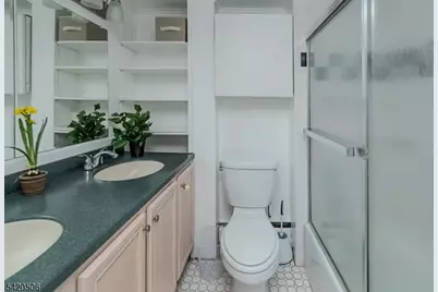 376 E Blackwell St #n/a, Dover, NJ 07801 - Photo 9