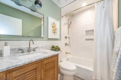 229 Crescenzi Ct, West Orange Township, NJ 07052 - Photo 23