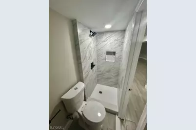 14 Guenther Pl, Passaic, NJ 07055 - Photo 5