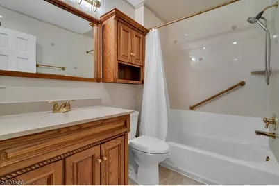 68 Chestnut Ct, Hillsborough Township, NJ 08844 - Photo 41