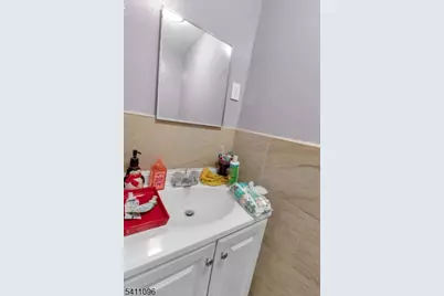 422 Schiller St, Elizabeth, NJ 07206 - Photo 9