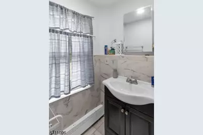 422 Schiller St, Elizabeth, NJ 07206 - Photo 15