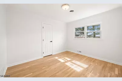 181 Haddenfield Rd, Clifton, NJ 07013 - Photo 17