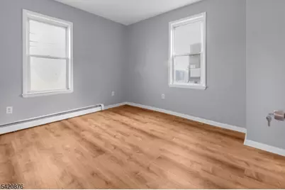 95 1st St, Elizabeth, NJ 07206 - Photo 11