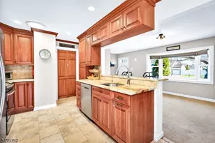 423 S Plainfield Ave, South Plainfield, NJ 07080 - Photo 11