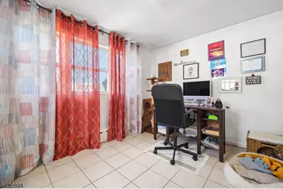 582 Belmont Ave, Haledon, NJ 07508 - Photo 13