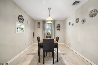 582 Belmont Ave, Haledon, NJ 07508 - Photo 9