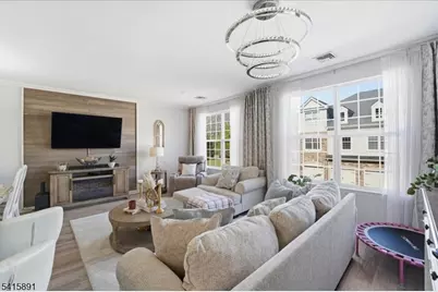 612 Lopez Ln, Morris Plains, NJ 07950 - Photo 5