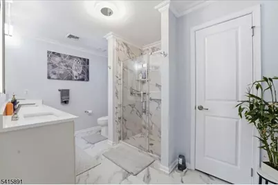 612 Lopez Ln, Morris Plains, NJ 07950 - Photo 21