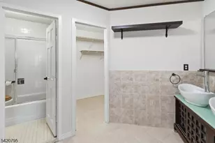 2 Claridge Dr, Verona Twp., NJ 07044 - Photo 9