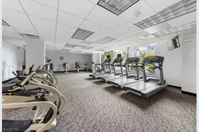 2 Claridge Dr #10-i, Verona, NJ 07044 - Photo 23