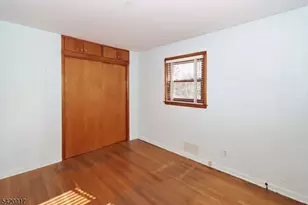 130 Warrenville Rd, Green Brook Township, NJ 08812 - Photo 19