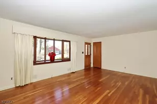 130 Warrenville Rd, Green Brook Township, NJ 08812 - Photo 33