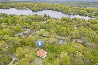 4 Grove St, Hampton Township, NJ 07860 - Photo 1