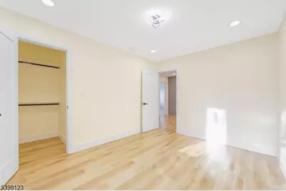 169 New St, Woodland Park, NJ 07424 - Photo 13