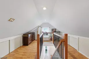 385 Berkeley Ave, Bloomfield, NJ 07003 - Photo 21