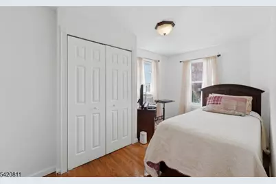 385 Berkeley Ave, Bloomfield, NJ 07003 - Photo 17