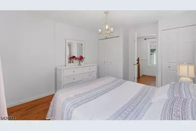 385 Berkeley Ave, Bloomfield, NJ 07003 - Photo 15