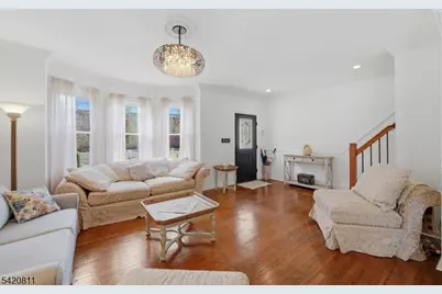 385 Berkeley Ave, Bloomfield, NJ 07003 - Photo 5