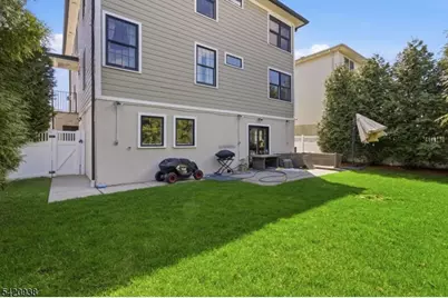 431 Forest St, Kearny, NJ 07032 - Photo 37