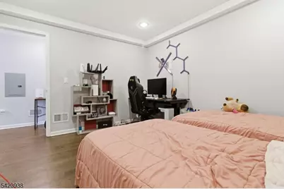 431 Forest St, Kearny, NJ 07032 - Photo 11