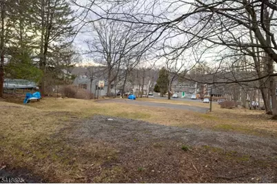 31 Lakeview Rd, Sparta Township, NJ 07871 - Photo 45
