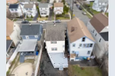 32 Montgomery St, Bloomfield, NJ 07003 - Photo 15