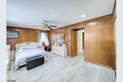 32 Montgomery St, Bloomfield, NJ 07003 - Photo 35