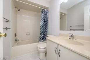 108 Eastwick Ct, Hillsborough Township, NJ 08844 - Photo 25