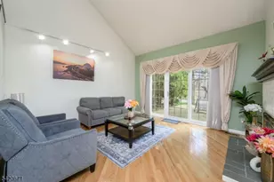 108 Eastwick Ct, Hillsborough Township, NJ 08844 - Photo 3