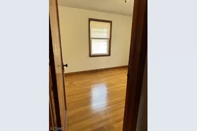 413 E 7th Ave, Roselle, NJ 07203 - Photo 7