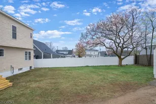 28 Harvard Ave, Woodbridge Township, NJ 07001 - Photo 7