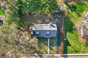 2 Halsey Pl, South Orange, NJ 07079 - Photo 9