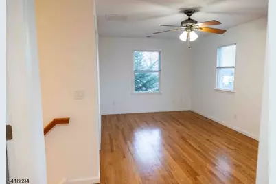 31 Lakeview Rd, Sparta Township, NJ 07871 - Photo 19