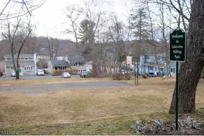 31 Lakeview Rd, Sparta Township, NJ 07871 - Photo 47