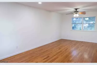 31 Lakeview Rd, Sparta Township, NJ 07871 - Photo 29