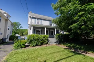 606 N Washington Ave, Dunellen, NJ 08812 - Photo 1