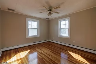 606 N Washington Ave, Dunellen, NJ 08812 - Photo 13