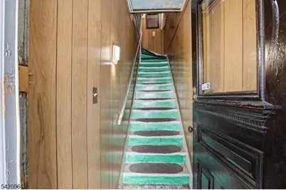 40 Schley St, Newark, NJ 07112 - Photo 11