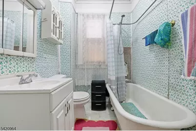 40 Schley St, Newark, NJ 07112 - Photo 23