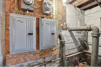 40 Schley St, Newark, NJ 07112 - Photo 33