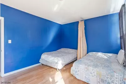 29 Victoria Ave, Newark, NJ 07104 - Photo 15