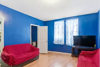 29 Victoria Ave, Newark, NJ 07104 - Photo 5