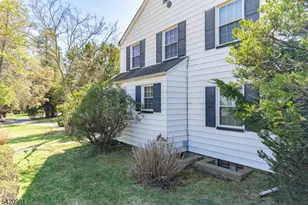 442 7 Oaks Rd, Orange, NJ 07050 - Photo 17