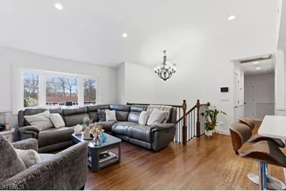 14 Cindy Ln, Jefferson Township, NJ 07438 - Photo 3