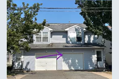 13 Hampton Rd #B, New Brunswick, NJ 08901 - Photo 1