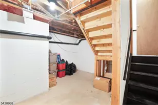 8 Springholm Dr Ondo, Berkeley Heights Township, NJ 07922 - Photo 11