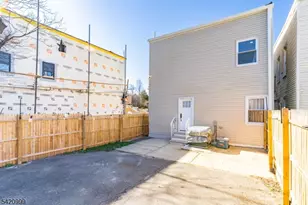 204 19th Ave, Irvington, NJ 07111 - Photo 23