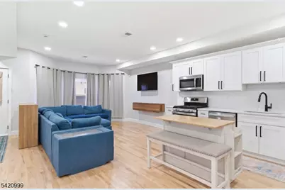 204 19th Ave, Irvington, NJ 07111 - Photo 3